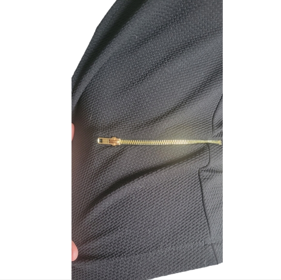 Kaii Black Jacket with Gold Zipper Detail Sz Med - Picture 4 of 4